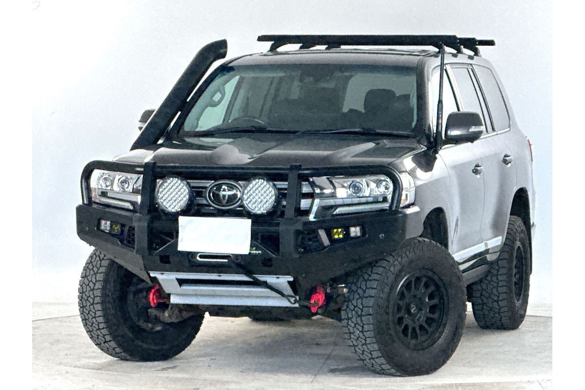 2020 Toyota Landcruiser Sahara VDJ200R