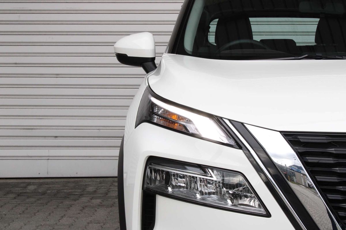 2025 Nissan X-TRAIL ST T33