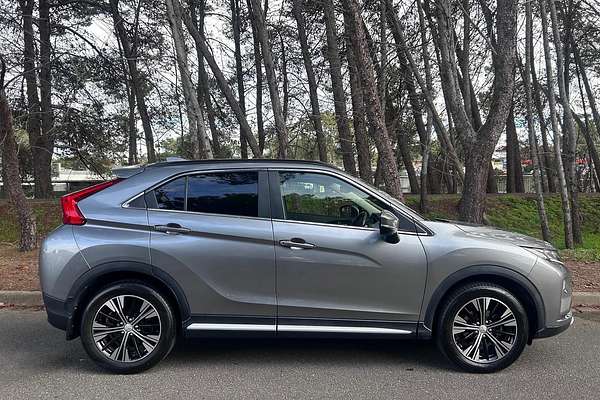 2017 Mitsubishi Eclipse Cross Exceed YA thumb-11