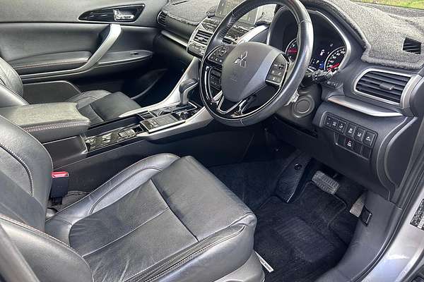 2017 Mitsubishi Eclipse Cross Exceed YA thumb-15