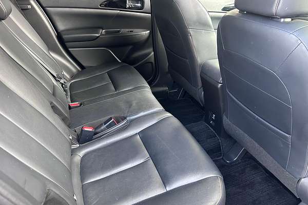 2017 Mitsubishi Eclipse Cross Exceed YA thumb-18