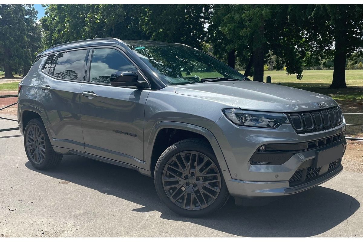 2022 Jeep Compass S-Limited M6
