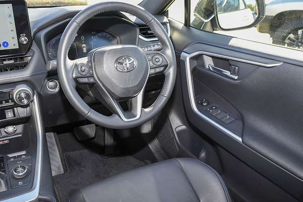 2024 Toyota RAV4 XSE AXAH54R thumb-17