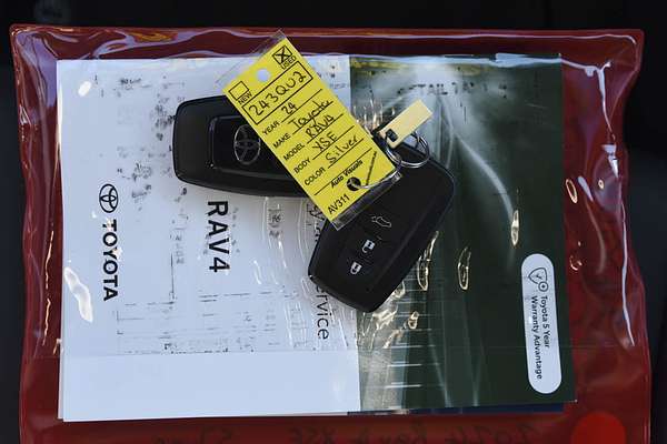 2024 Toyota RAV4 XSE AXAH54R thumb-21