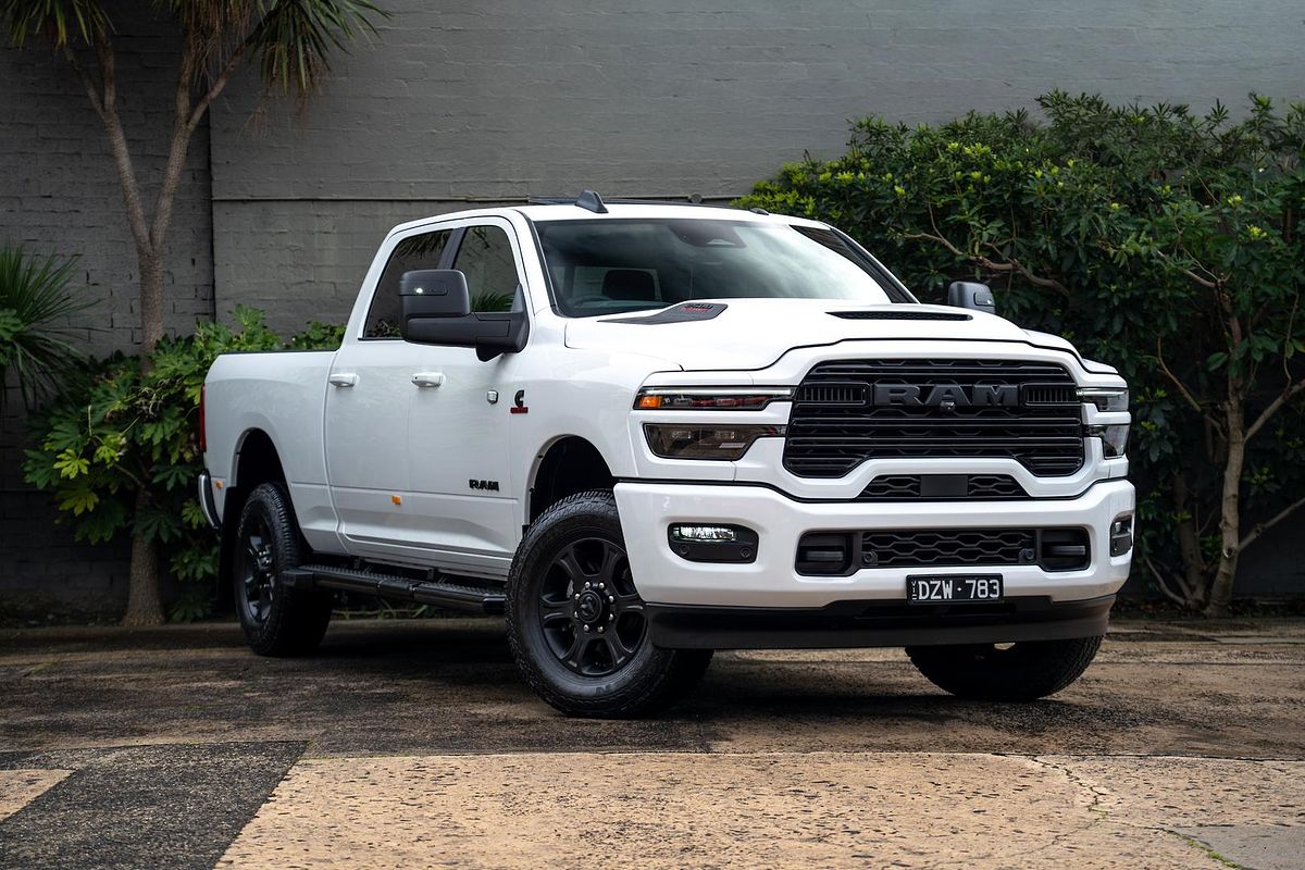 2026 RAM 2500 Laramie DJ 4X4