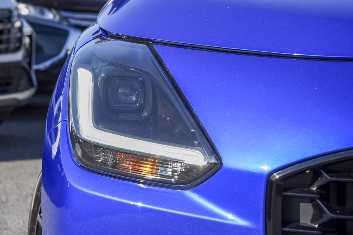 2024 Suzuki Swift Hybrid GLX UZ