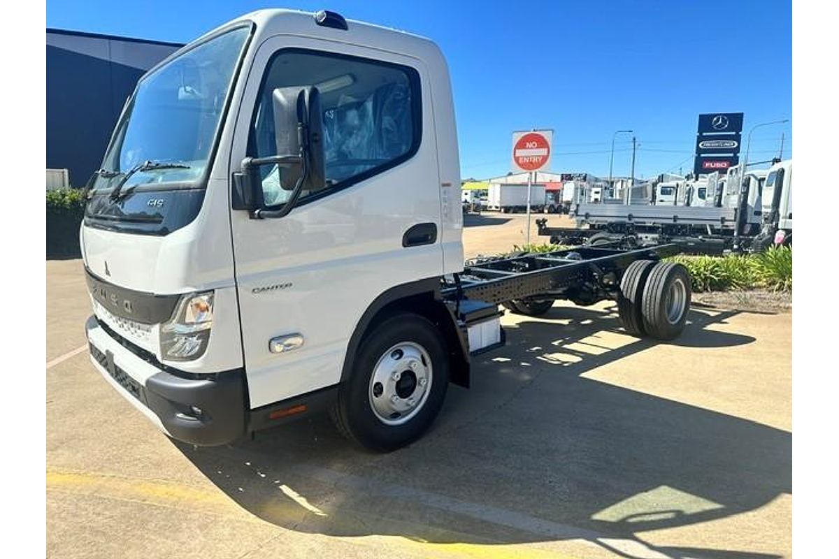 2026 Fuso Canter 615 image 3