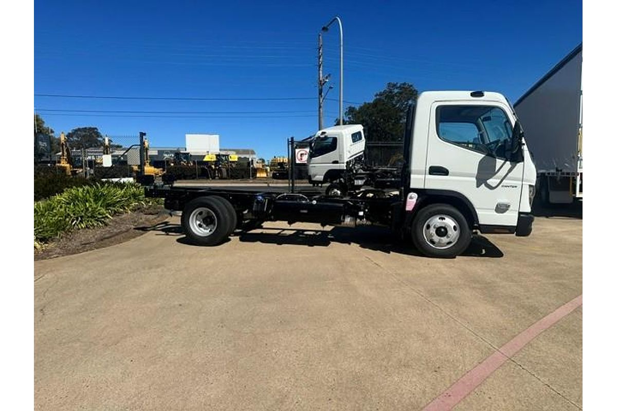 2026 Fuso Canter 615 image 7