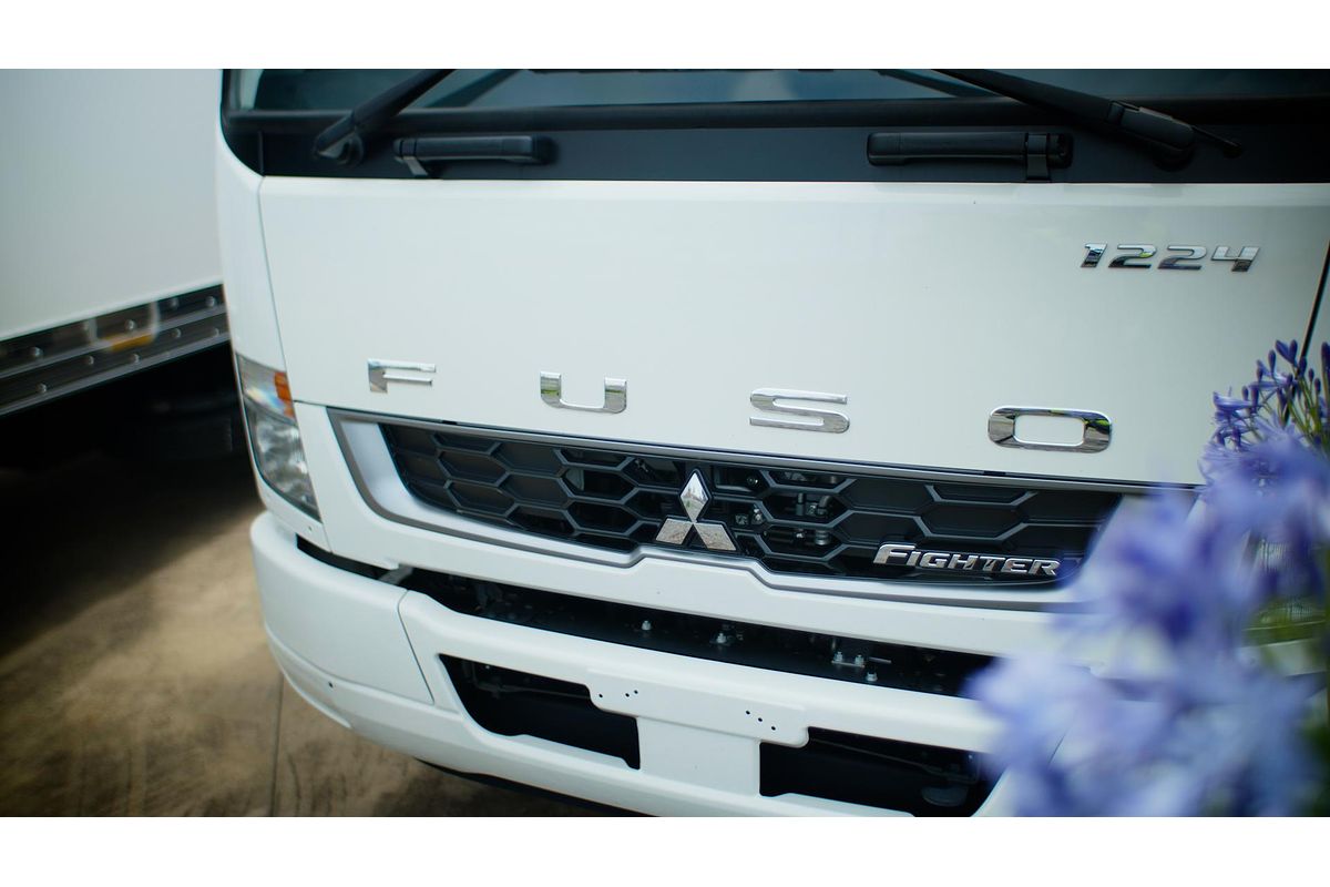 2026 Fuso Canter 615 image 14