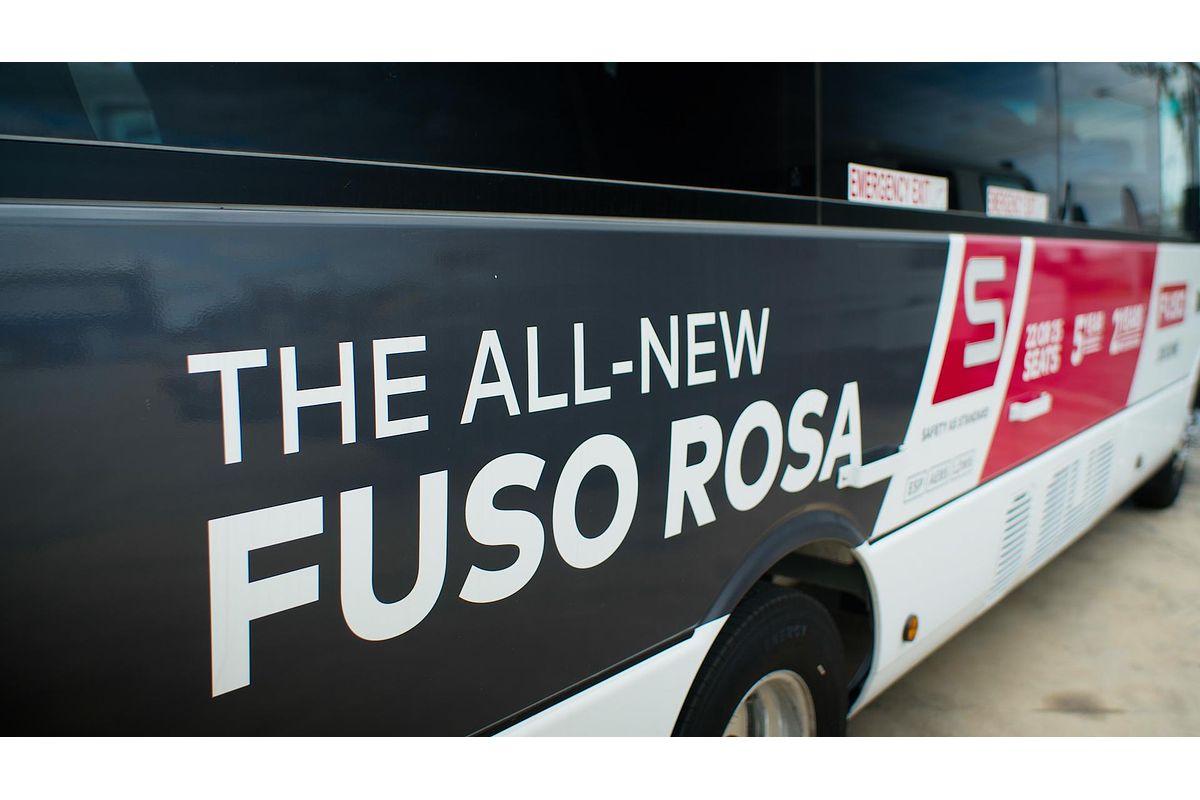 2026 Fuso Canter 615 image 23