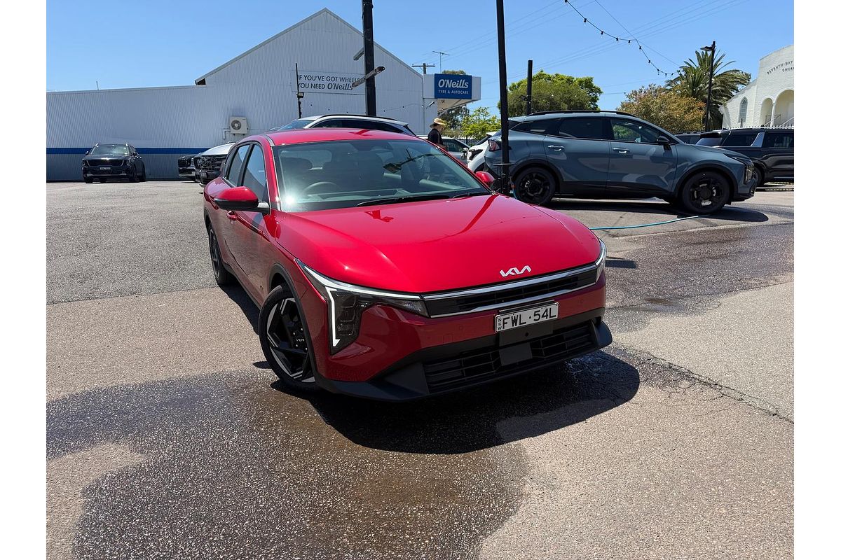 2025 Kia K4 Sport+ CL4m