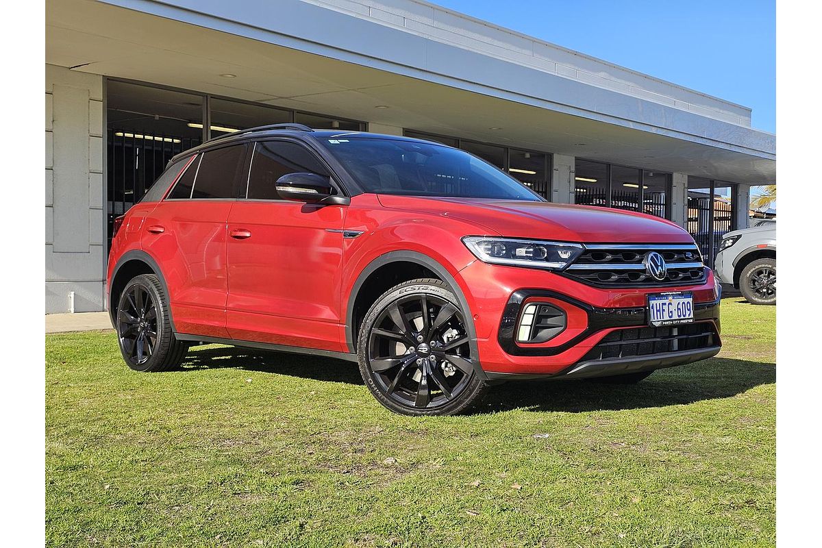 2022 Volkswagen T-Roc 140TSI R-Line D11