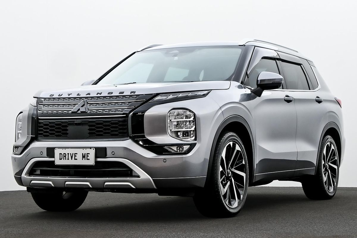 2022 Mitsubishi Outlander Exceed ZM