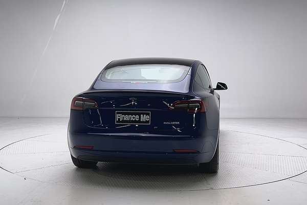 2022 Tesla Model 3 Performance thumb-6