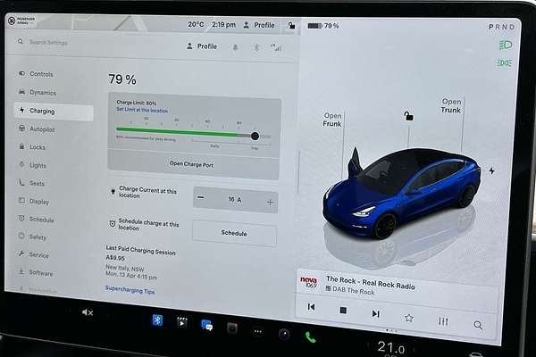 2022 Tesla Model 3 Performance thumb-15