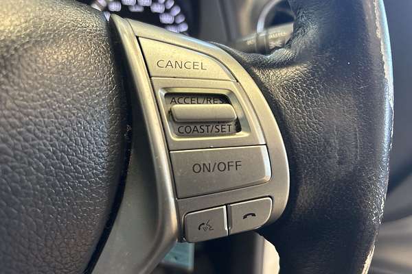 2017 Nissan Navara ST D23 Series 2 4X4 thumb-22