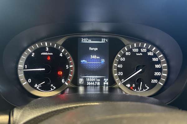 2017 Nissan Navara ST D23 Series 2 4X4 thumb-23
