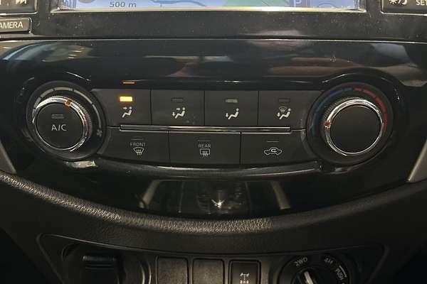 2017 Nissan Navara ST D23 Series 2 4X4 thumb-29