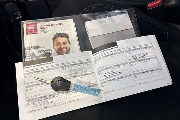 2017 Nissan Navara ST D23 Series 2 4X4 thumb-35