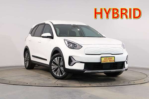 2022 Kia Niro Hybrid S DE