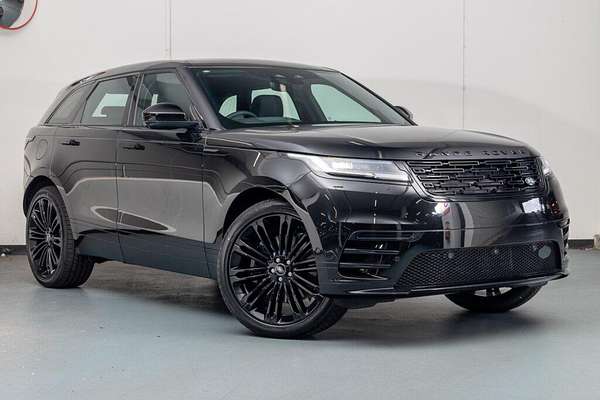 2025 Land Rover Range Rover Velar P400 Dynamic SE L560