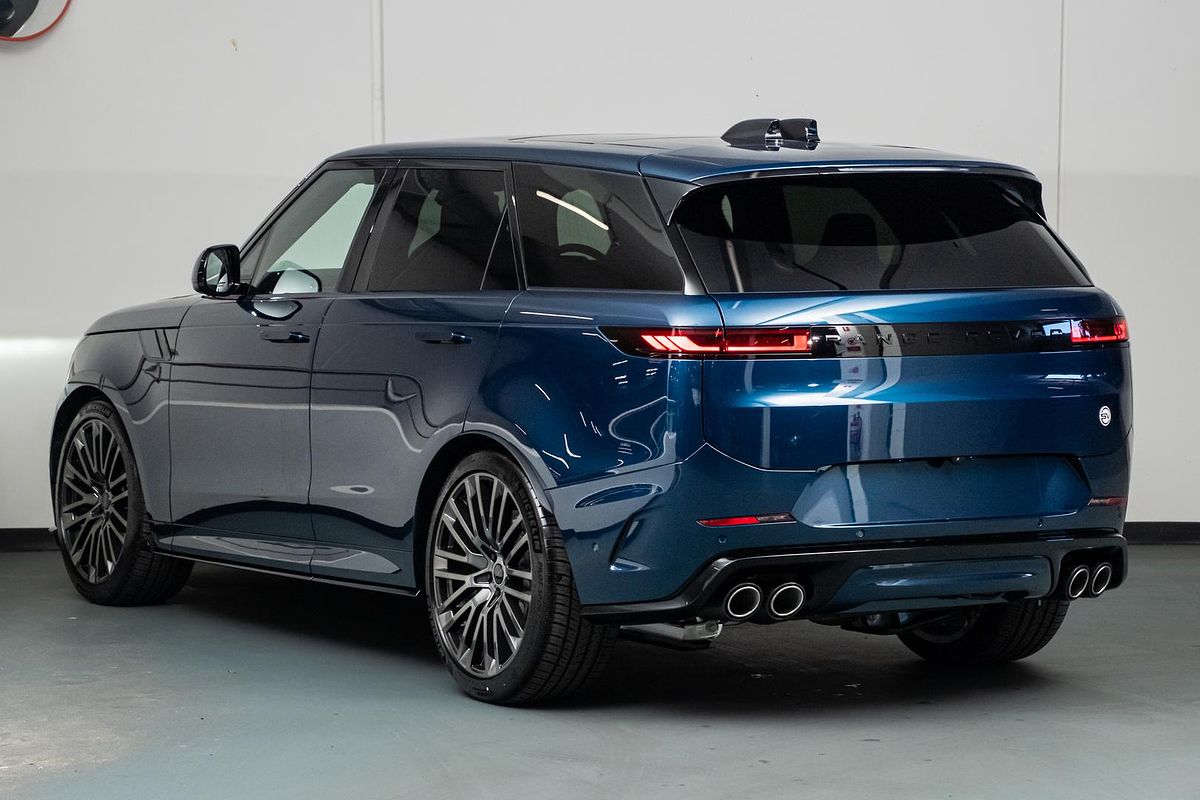 2026 Land Rover Range Rover Sport P635 SV L461