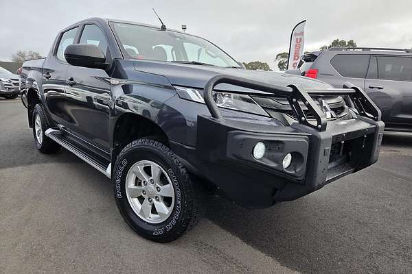 2022 Mitsubishi Triton GLX+ MR 4X4