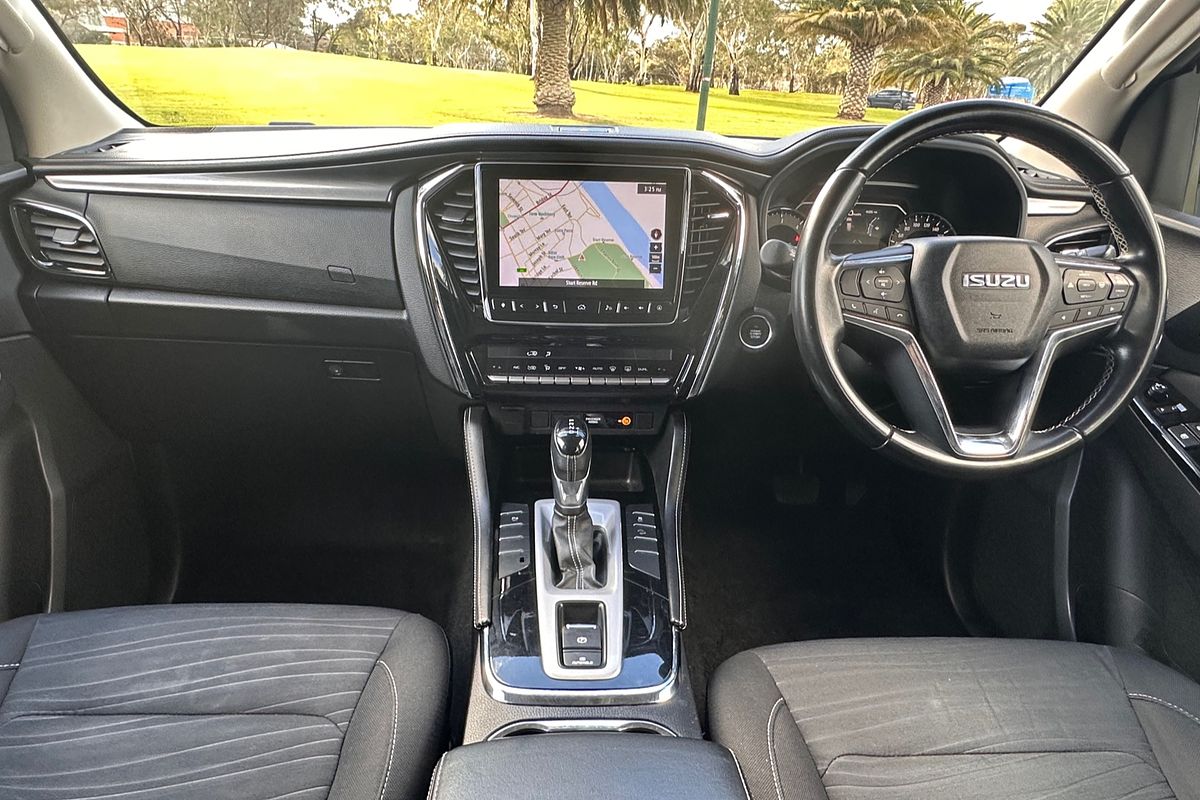 2021 Isuzu MU-X LS-U image 14