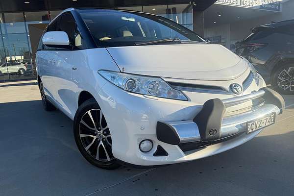2014 Toyota Tarago Ultima GSR50R