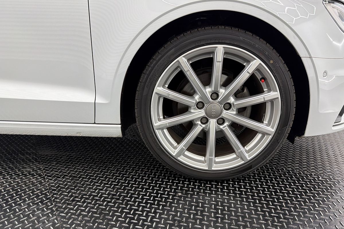 2014 Audi A3 Attraction 8V