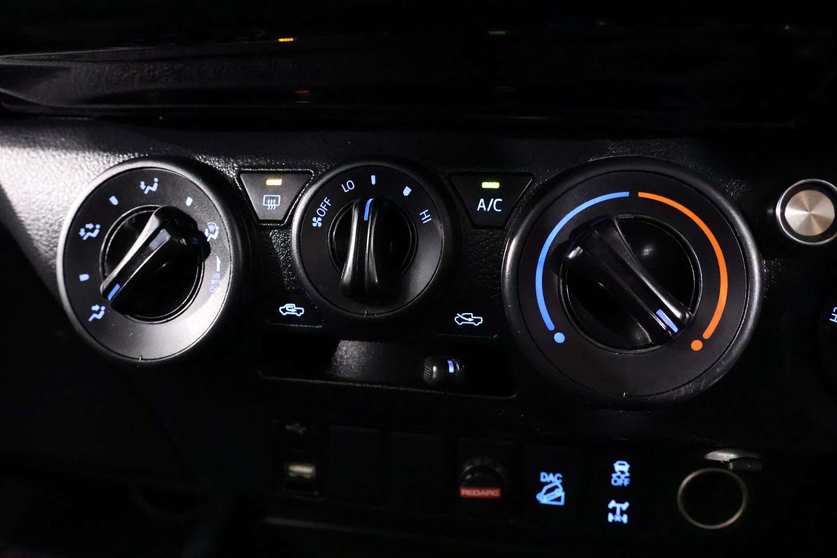2020 Toyota Hilux SR GUN126R 4X4