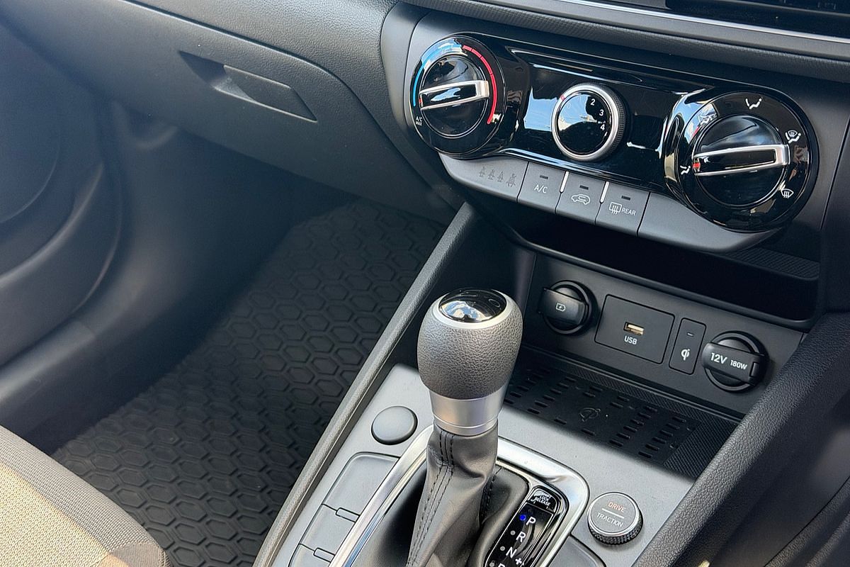 2023 Hyundai Kona Active OS.V5