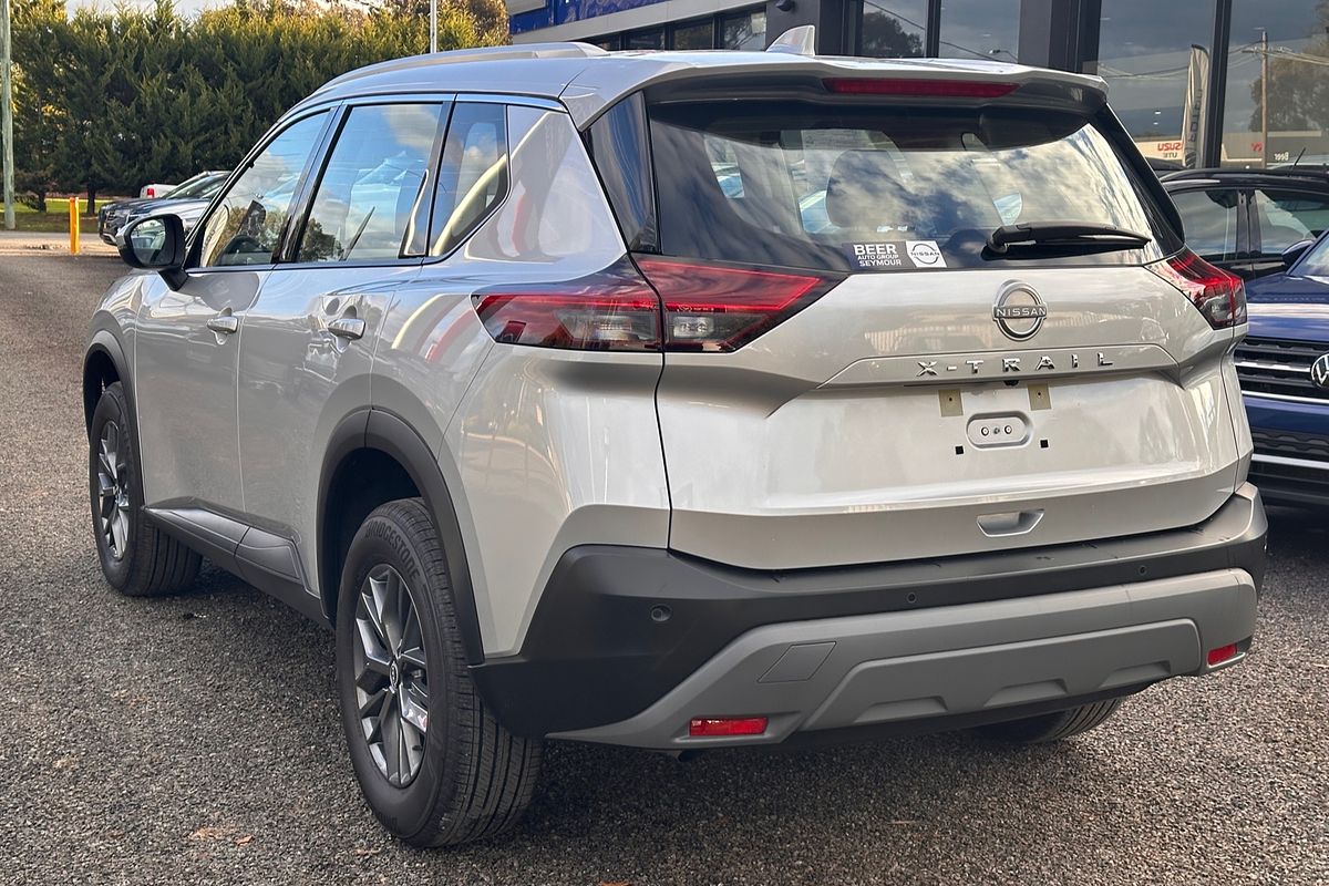 2025 Nissan X-TRAIL ST T33