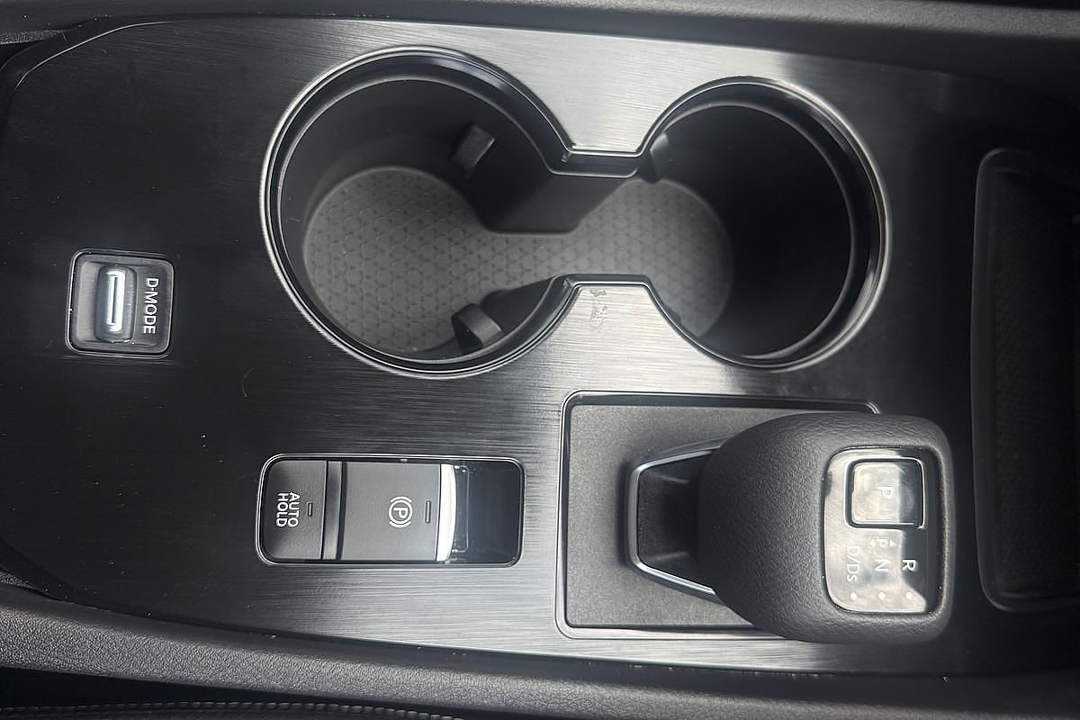 2025 Nissan X-TRAIL ST T33