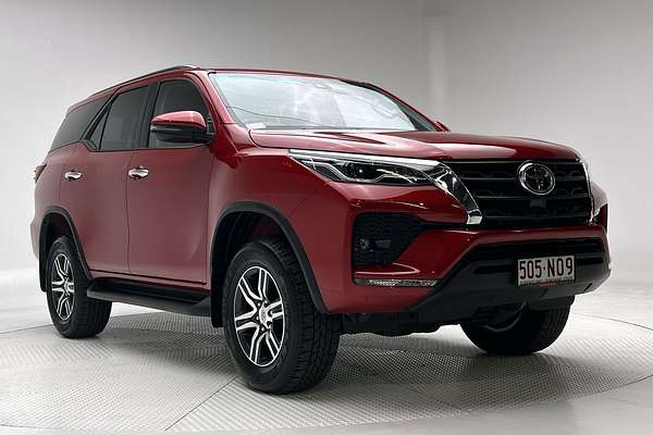 2025 Toyota Fortuner GXL GUN156R