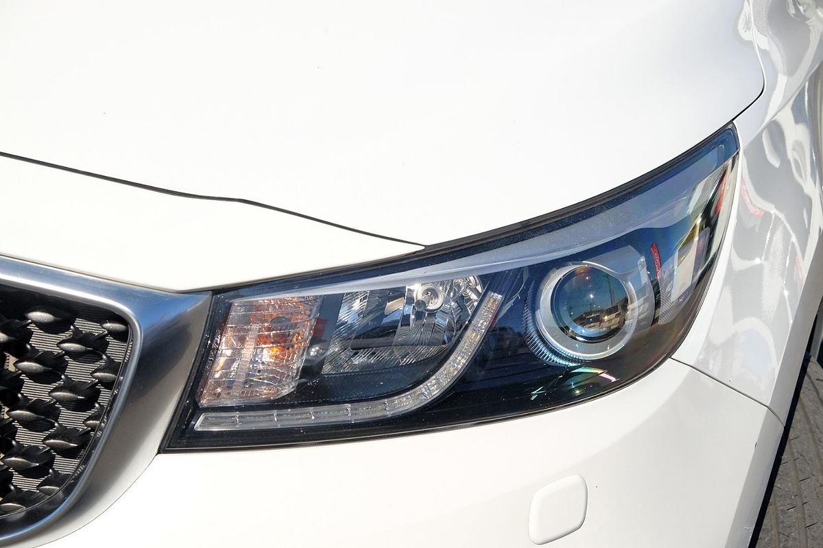 2017 Kia Carnival Platinum YP