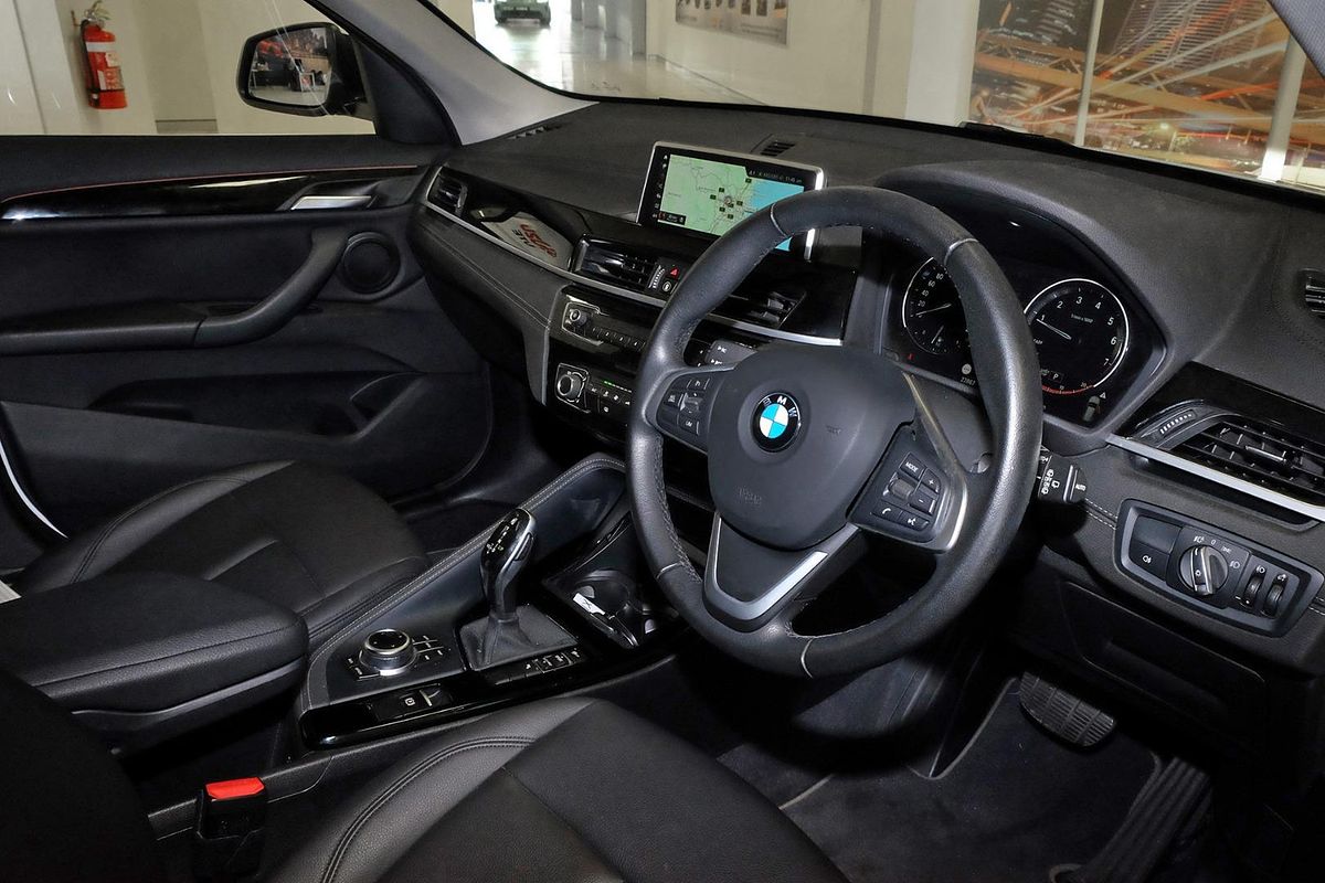 2019 BMW X1 sDrive18i F48 LCI image 7