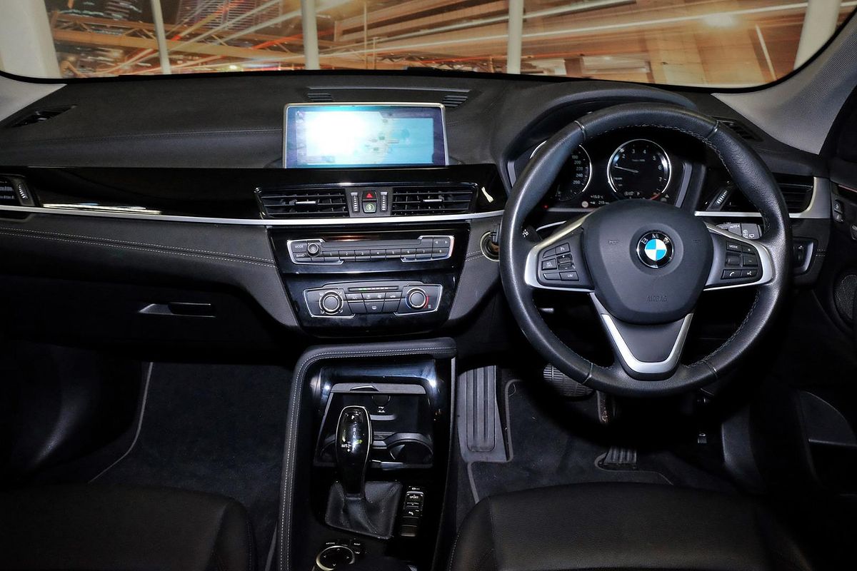 2019 BMW X1 sDrive18i F48 LCI image 8