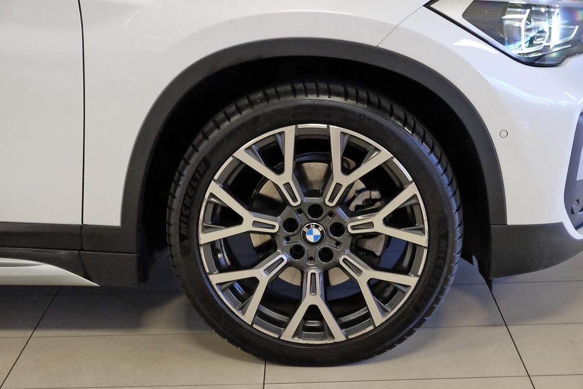 2019 BMW X1 sDrive18i F48 LCI image 20