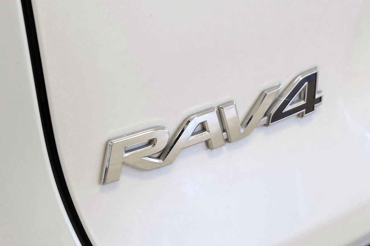 2024 Toyota RAV4 XSE AXAH54R image 22