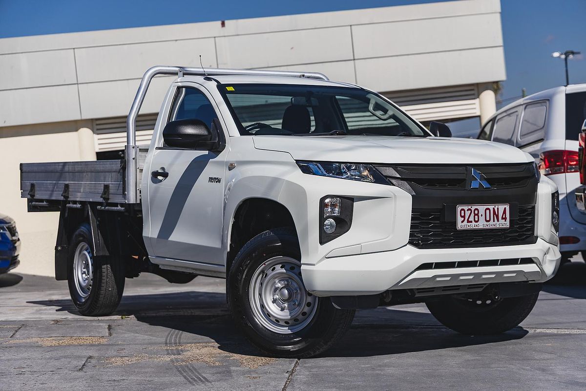 2021 Mitsubishi Triton GLX MR 4X4