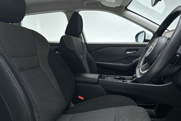 2024 Nissan X-TRAIL ST T33 thumb-12