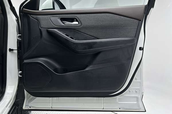 2024 Nissan X-TRAIL ST T33 thumb-18