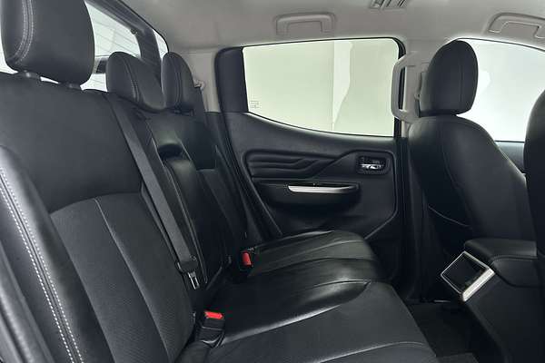 2022 Mitsubishi Triton GSR MR 4X4 thumb-11