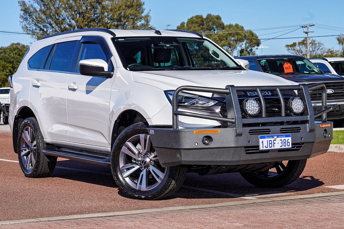 2023 Isuzu MU-X LS-T
