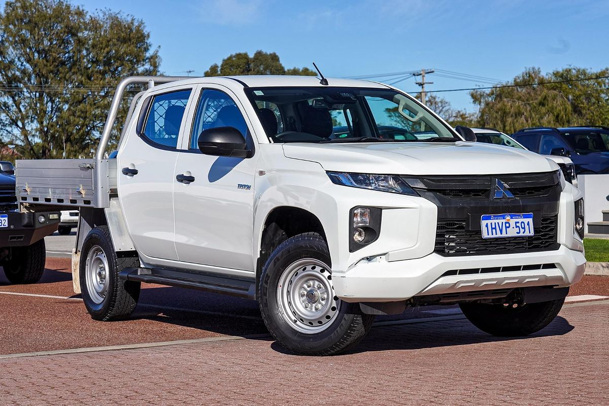 2022 Mitsubishi Triton GLX MR 4X4