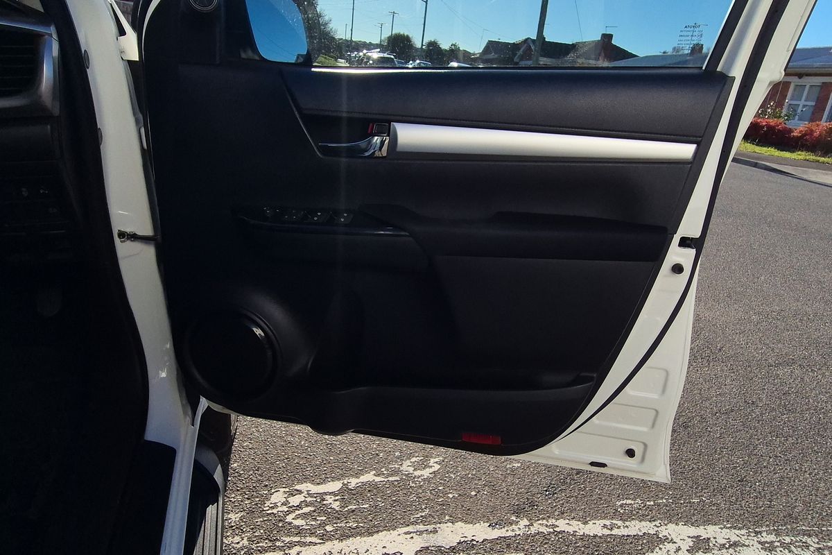 2021 Toyota Hilux SR5 GUN126R 4X4