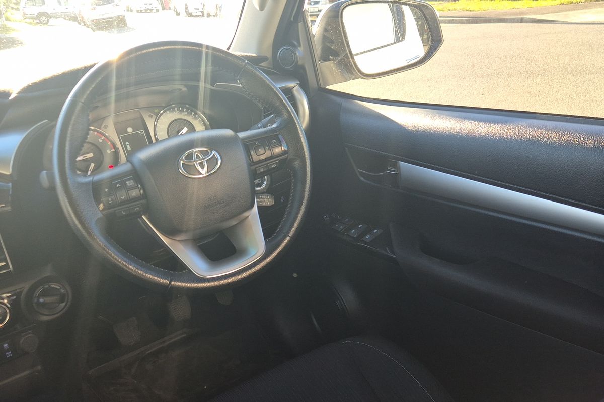 2021 Toyota Hilux SR5 GUN126R 4X4