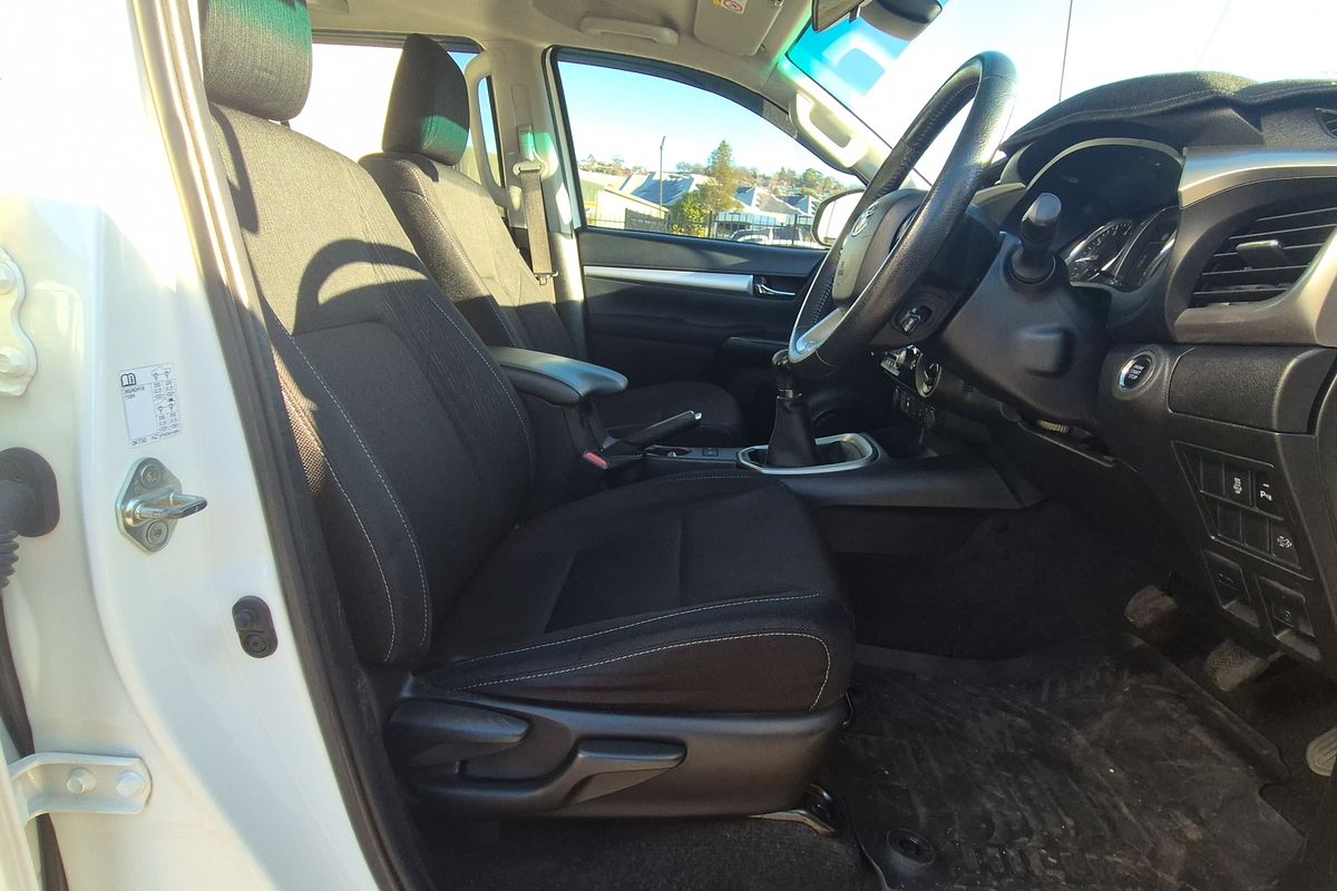 2021 Toyota Hilux SR5 GUN126R 4X4