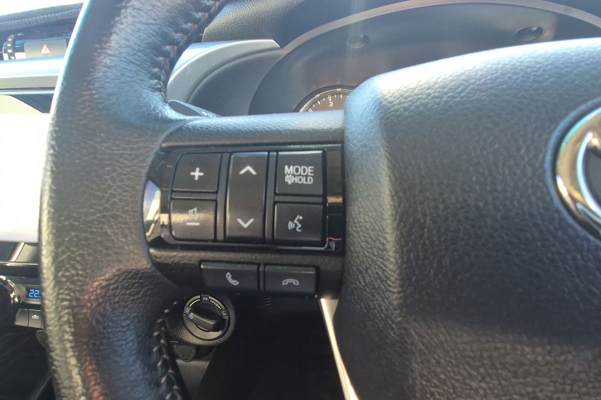 2021 Toyota Hilux SR5 GUN126R 4X4